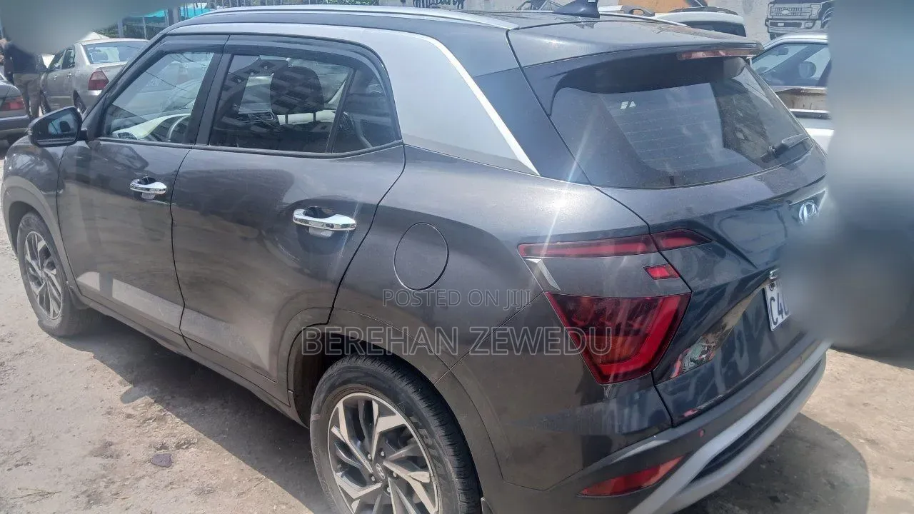 Hyundai Creta 2023 Gray