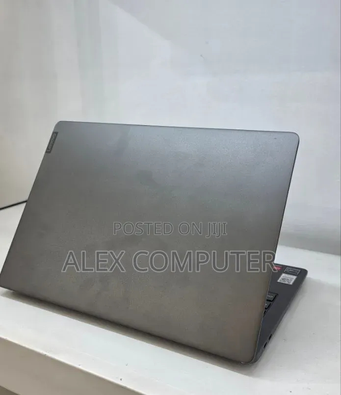 New Laptop Lenovo 16GB AMD Ryzen 7 SSD 512GB