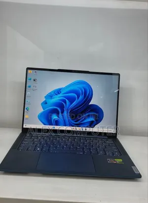 New Laptop Lenovo 16GB Nvidia SSD 512GB