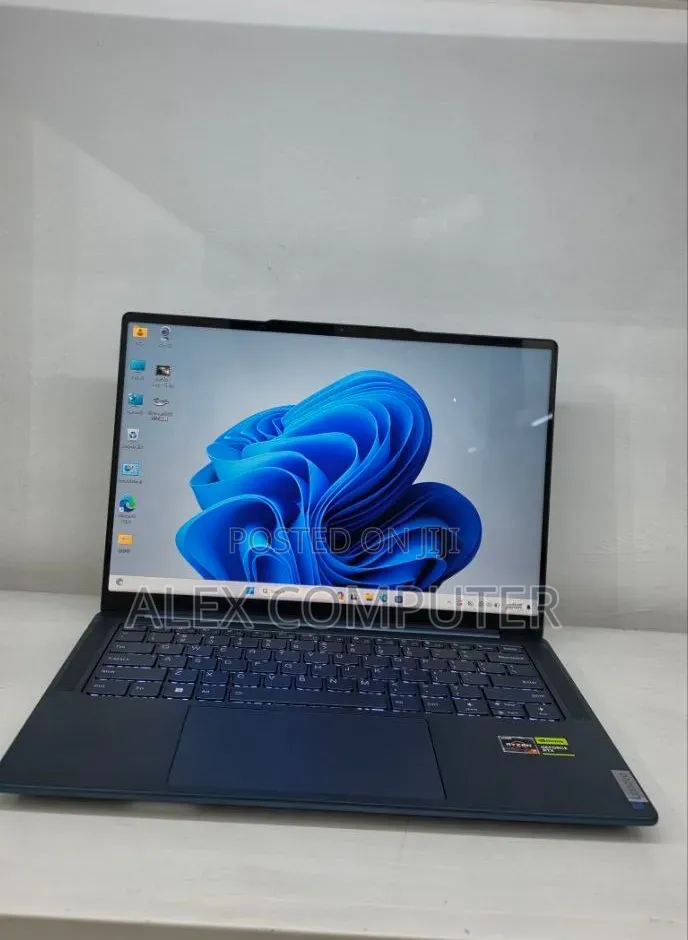 New Laptop Lenovo 16GB Nvidia SSD 512GB