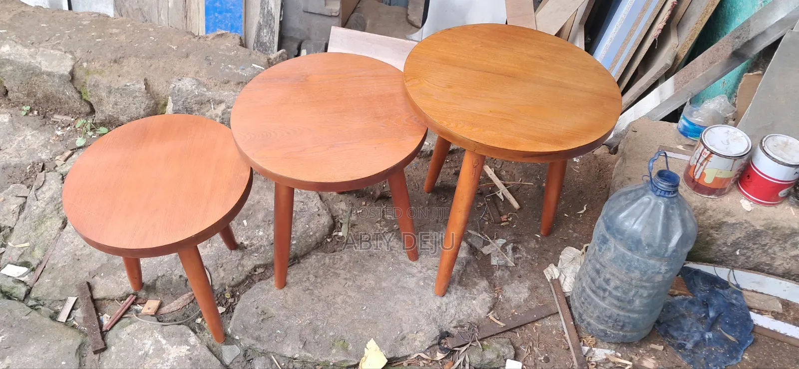 Nest Table