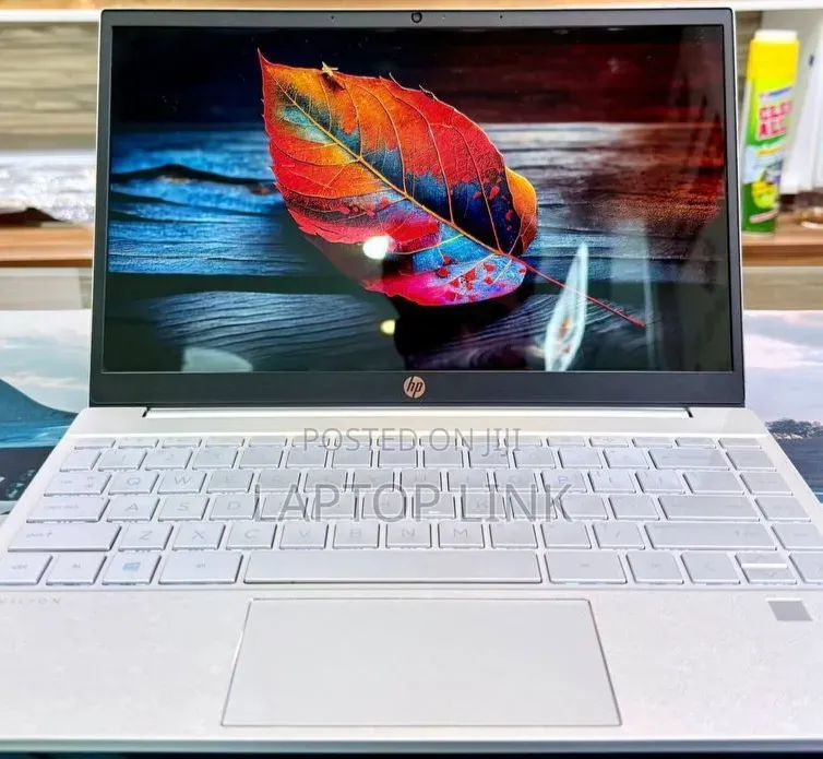 New Laptop HP Pavilion 13 16GB Intel Core i5 SSD 512GB