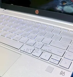 New Laptop HP Pavilion 13 16GB Intel Core i5 SSD 512GB