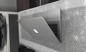 New Laptop Apple MacBook Air 2017 8GB Intel Core i5 SSD 128GB