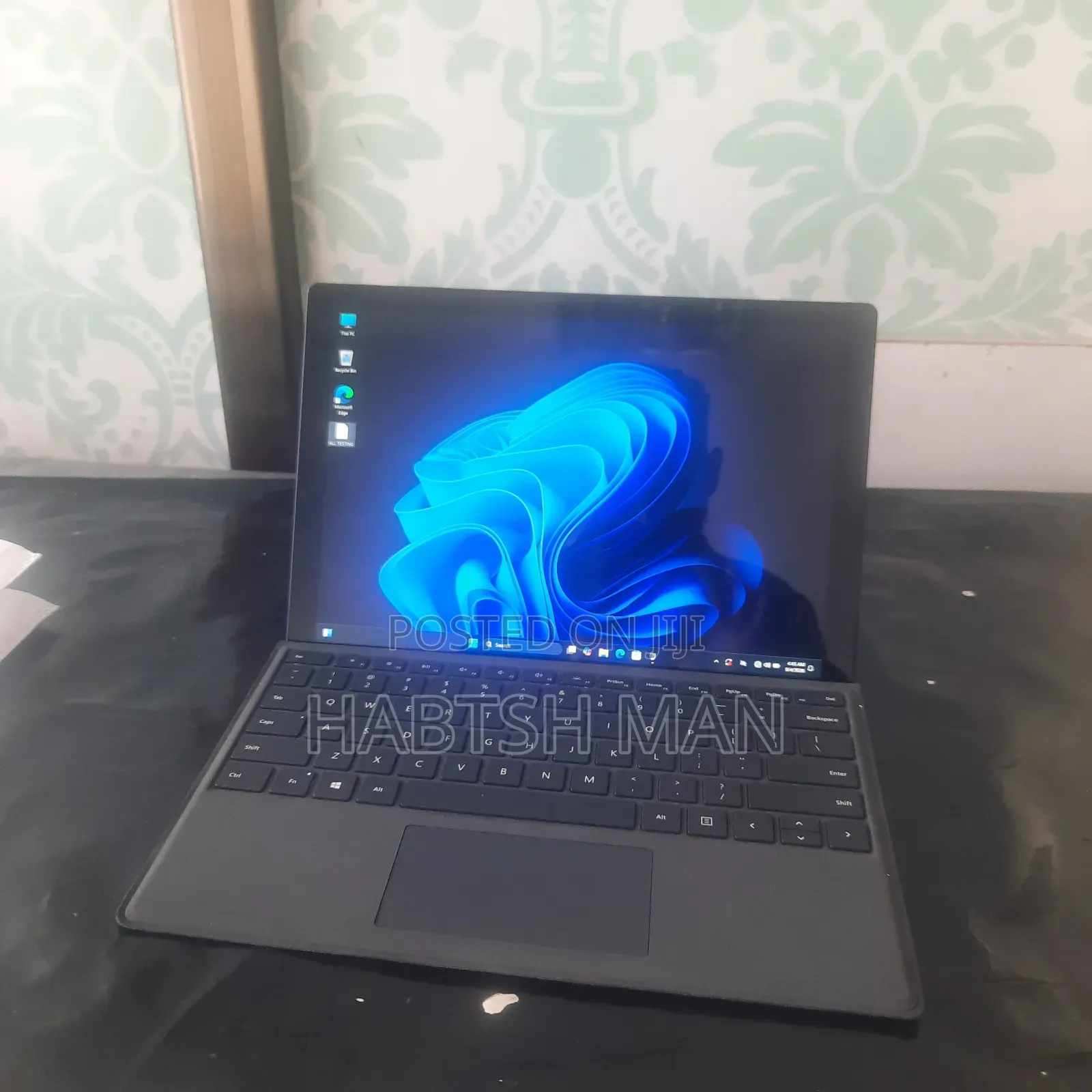 New Laptop Microsoft Surface Pro 6 8GB Intel Core i5 SSD 256GB