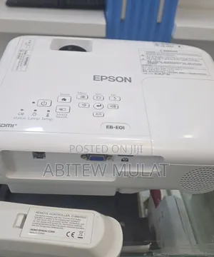 Epson Projecter EB-E01