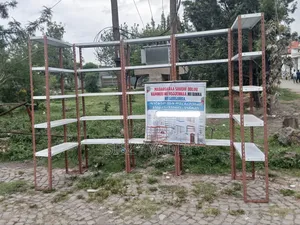 Shelf/መደርደሪያ for Sale