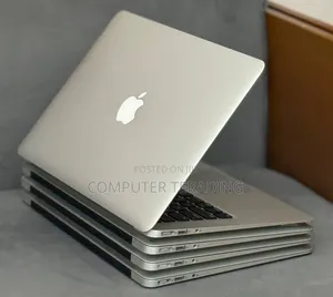 New Laptop Apple MacBook Air 2017 8GB Intel Core i5 SSD 256GB