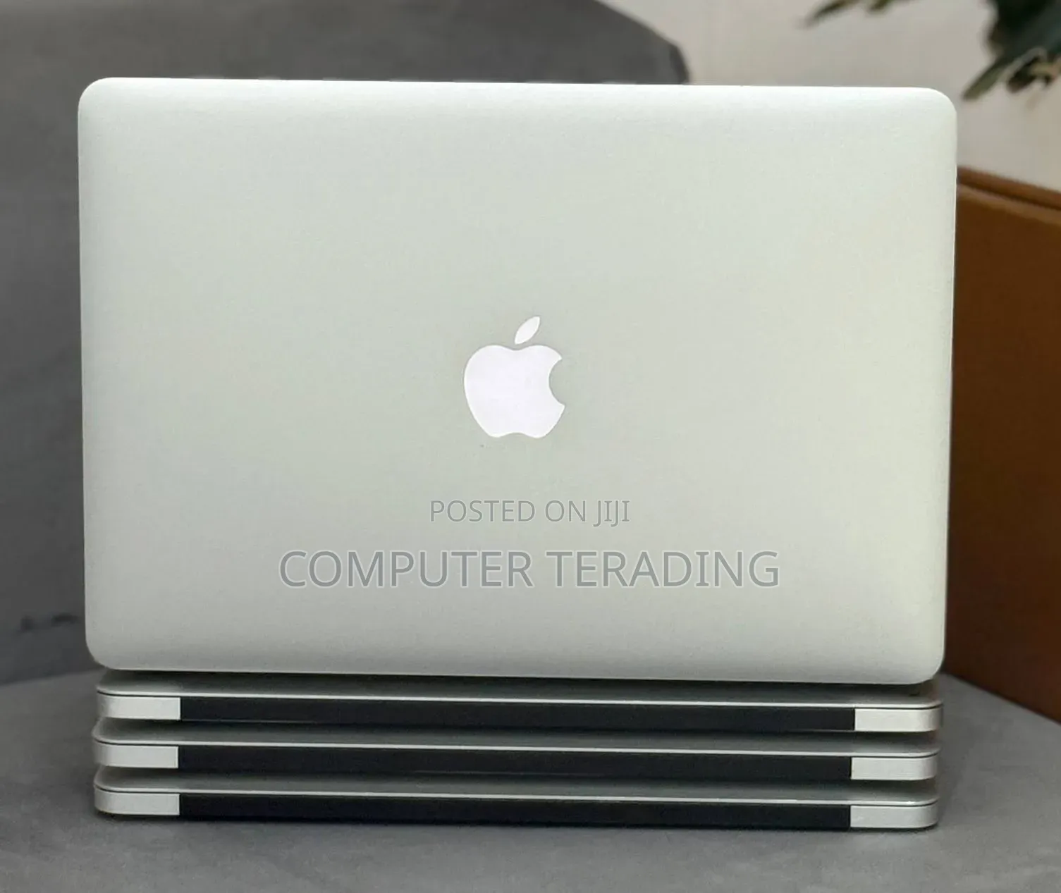 New Laptop Apple MacBook Air 2017 8GB Intel Core i5 SSD 256GB
