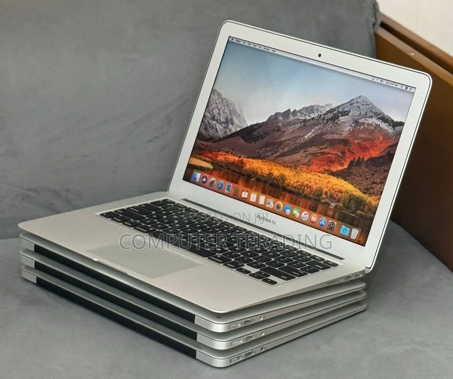 New Laptop Apple MacBook Air 2017 8GB Intel Core i5 SSD 256GB