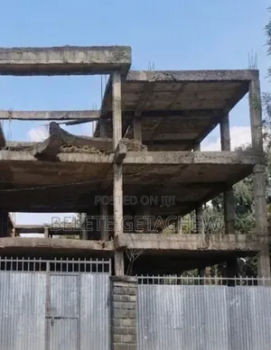 6bdrm House in Bole Bulbula, G+2 for Sale