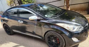 Hyundai Avante 2013