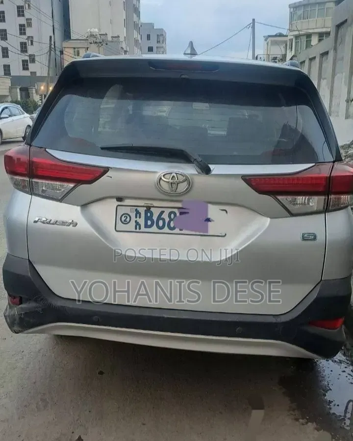 Toyota Rush 2021