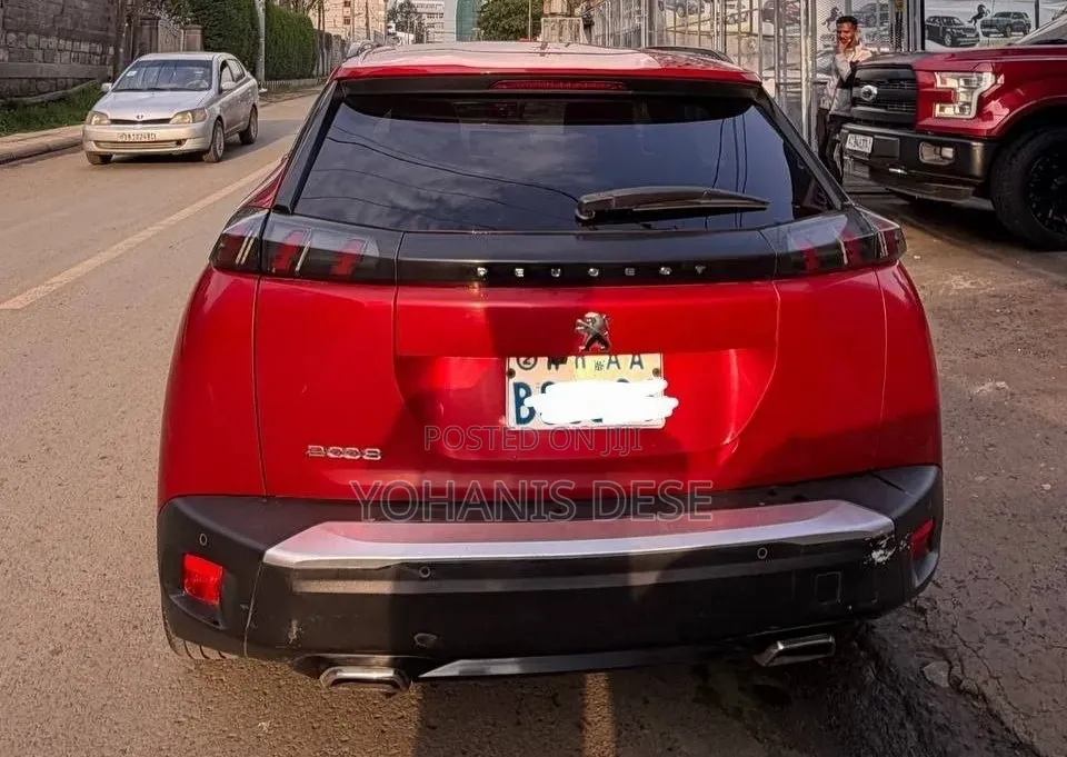 Peugeot 2008 2021