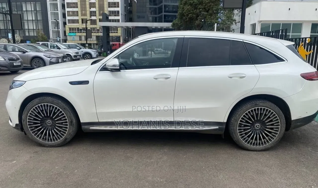 Mercedes-Benz EQC EQC400 4MATIC 2022