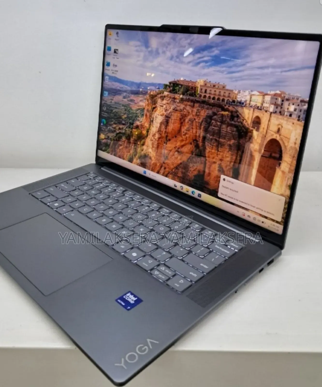 New Laptop Lenovo Yoga 9 32GB Intel Core Ultra 7 SSD 1T