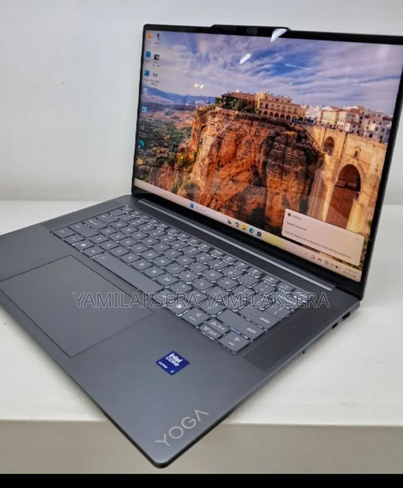 New Laptop Lenovo Yoga 9 32GB Intel Core Ultra 7 SSD 1T