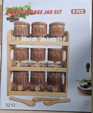 9 ቁራጭ የመስታወት ማከማቻ ማሰሮዎች ስብስብ ከ3 ደረጃ የእንጨት ወይም የቀርከሃ ማሳያ መደርደሪያ ጋር