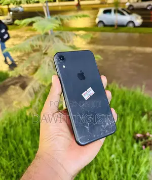 Apple iPhone XR 128 GB Black