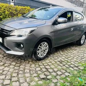 Mitsubishi Attrage 2022 Gray
