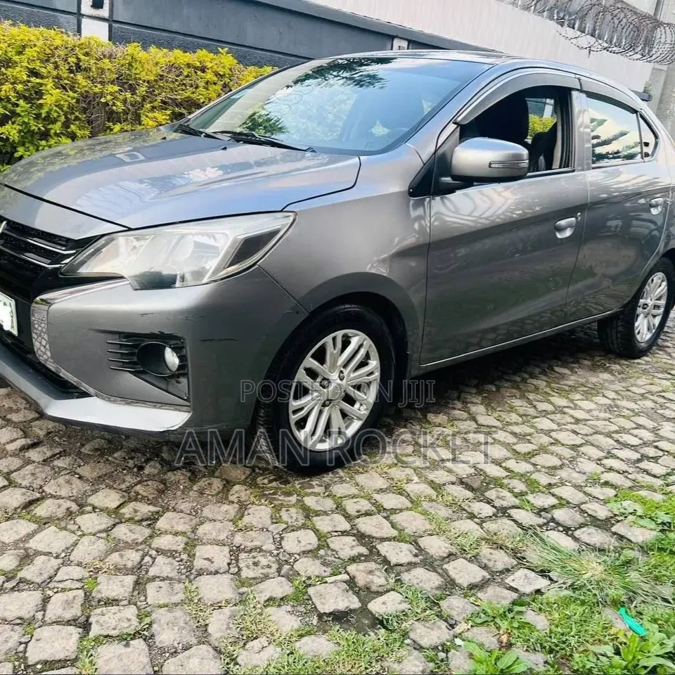 Mitsubishi Attrage 2022 Gray