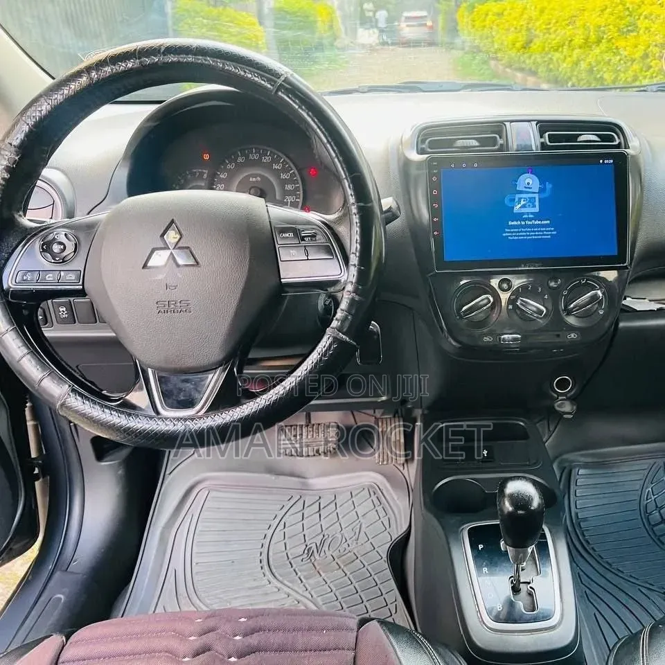 Mitsubishi Attrage 2022 Gray