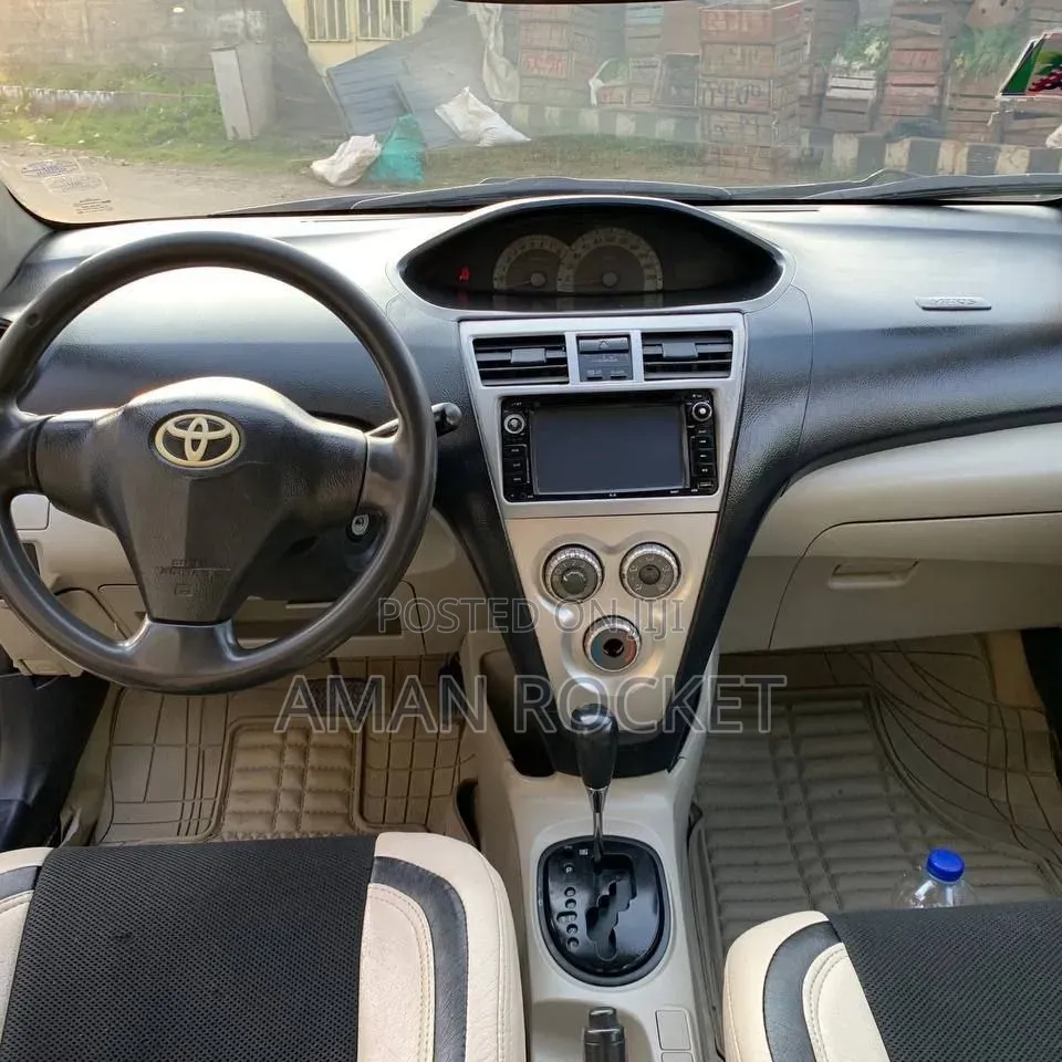 Toyota Yaris 2006 Silver