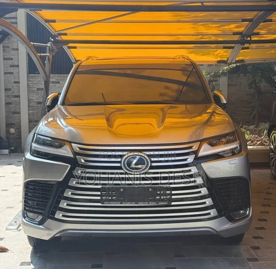 New Lexus LX 2023