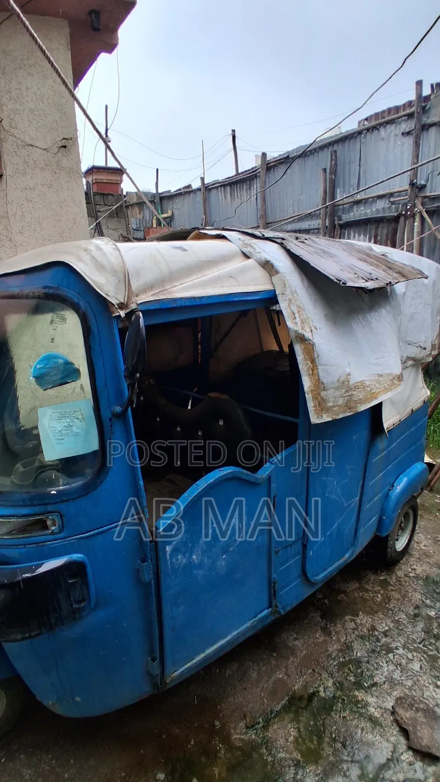 Bajaj RE 2018 Blue