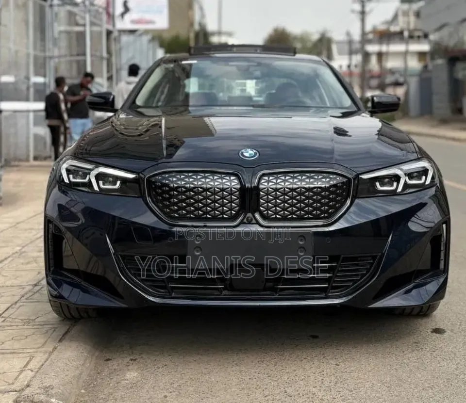 New BMW iX 2025