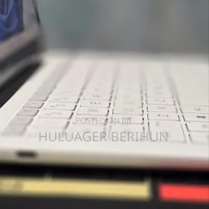 New Laptop HP OmniBook X Flip 14" 16GB Intel Core i7 SSD 1T