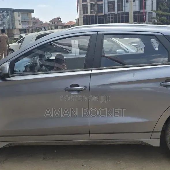 BYD E2 43 kWh 94 hp FWD 2024 Gray