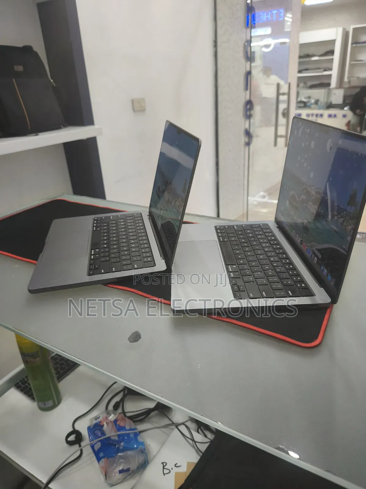 New Laptop Apple MacBook Pro 2021 M1 16GB Apple M1 Pro SSD 512GB
