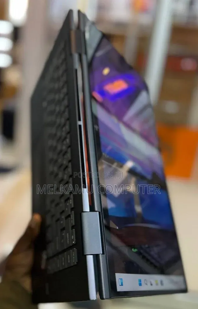 New Laptop HP Envy x360 8GB AMD Ryzen 5 SSD 512GB