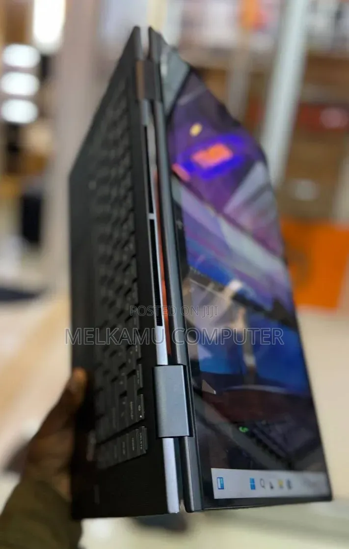 New Laptop HP Envy x360 8GB AMD Ryzen 5 SSD 512GB