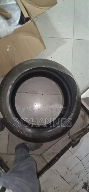 ሊዮፓርድ 3 ጎማና ቸርኬ