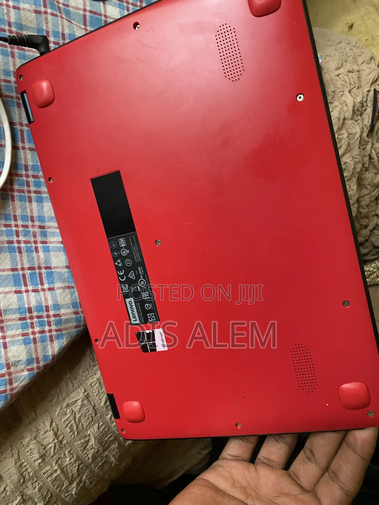 Laptop Lenovo 300e 2GB Intel Core Ultra 7 SSD 60GB