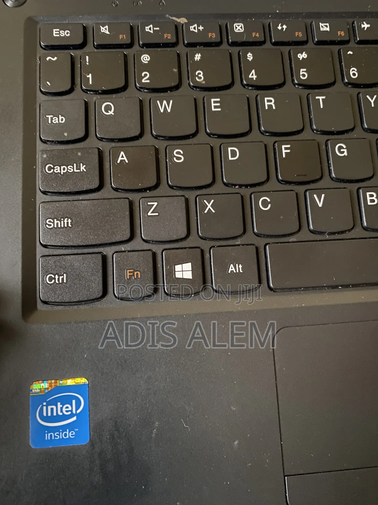 Laptop Lenovo 300e 2GB Intel Core Ultra 7 SSD 60GB