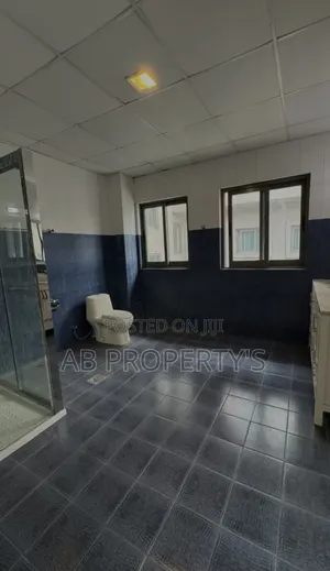 Furnished 3bdrm Apartment in For Investment, Kirkos for sale