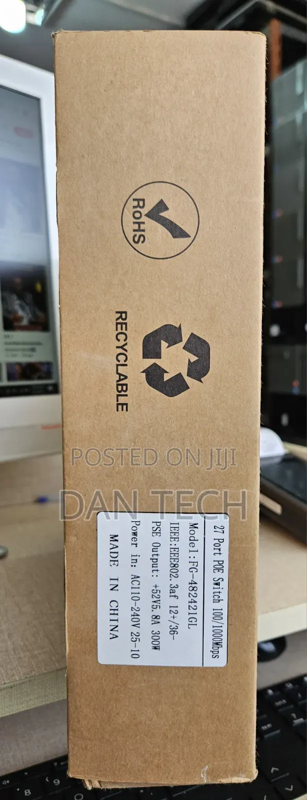 27-Port Gigabit Smart PoE Switch