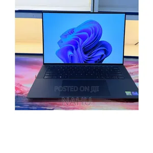 New Laptop Dell Precision 5540 16GB Intel Core i9 SSD 512GB