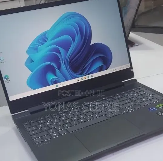 New Laptop HP Victus 16 16GB Intel Core i7 SSD 1T