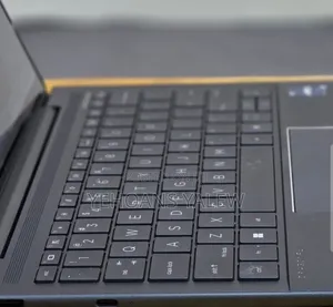 New Laptop HP Dragonfly G3 16GB Intel Core i7 SSD 512GB