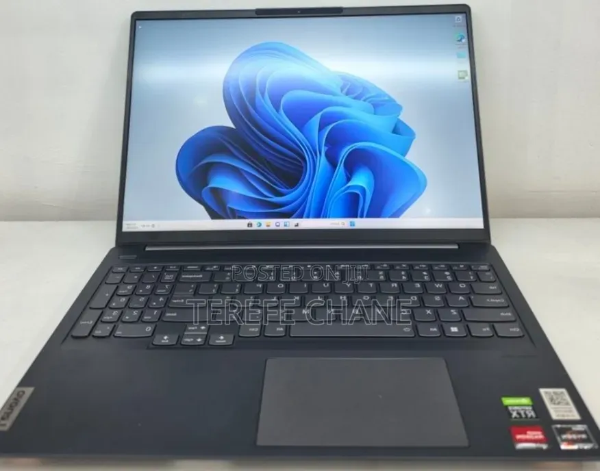 New Laptop Lenovo Ideapad 3 16GB AMD Ryzen 7 SSD 512GB