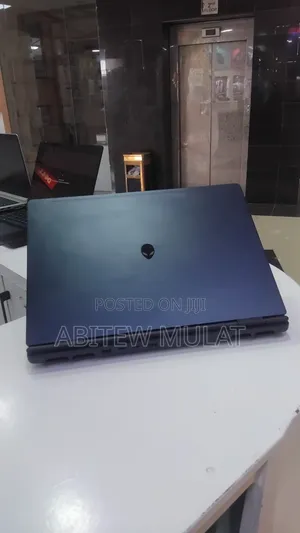New Laptop Alienware 16x Aurora 32GB Intel Core Ultra 9 SSD 1T