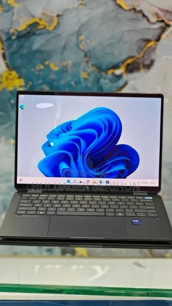 New Laptop HP OmniBook X Flip 14" 16GB Intel Core Ultra 7 SSD 1T