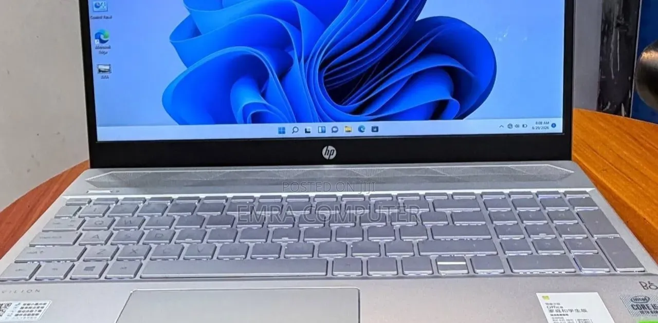 New Laptop HP 16GB Intel Core i5 SSD 512GB