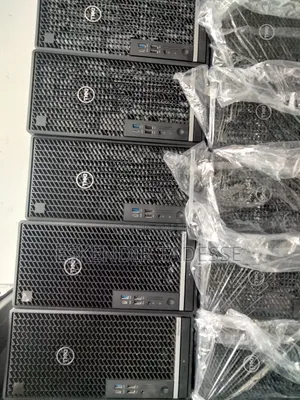 Desktop Computer Dell OptiPlex 3080 8GB Intel Core i5 SSD 512GB