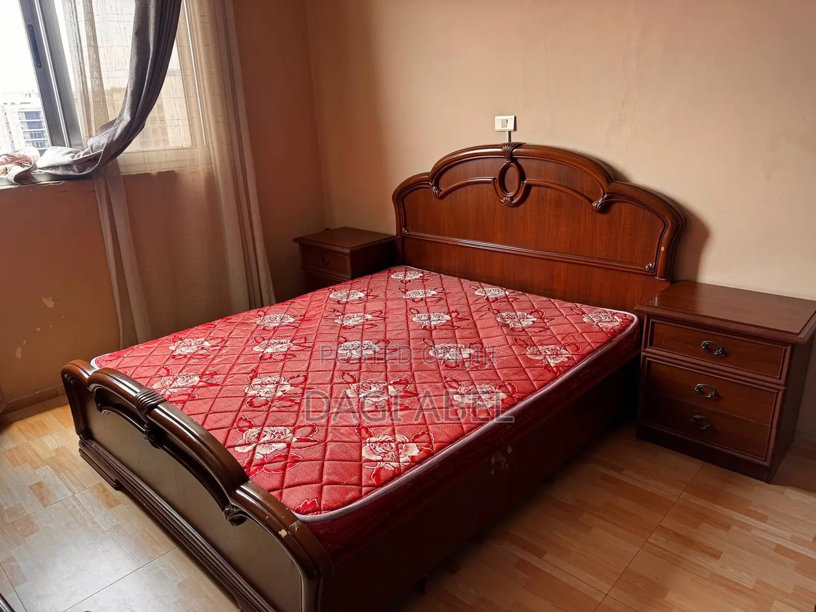 Bed, Dressing Table and Drawers(Set)