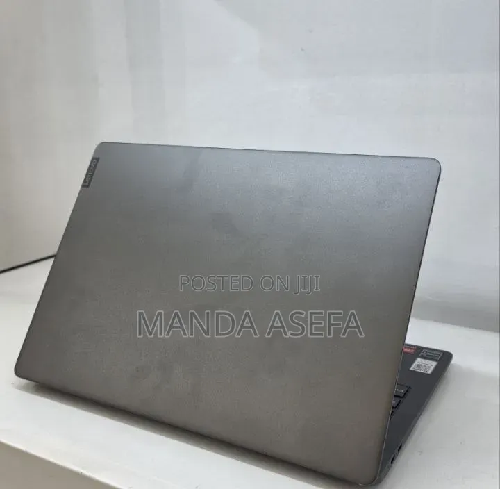 New Laptop Lenovo 16GB AMD Ryzen 7 SSD 512GB